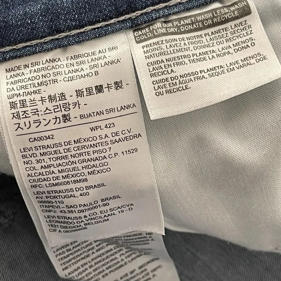 Levi's Classic Mid Rise Skinny Jeans Size 18M W34 L30 Blue Ankle Stretch - Picture 5 of 8